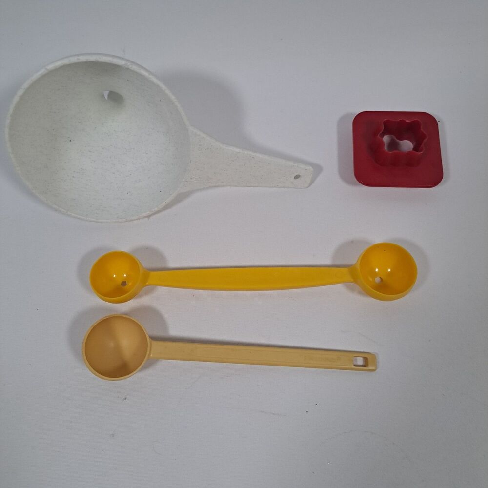 VTG Tupperware kitchen utensils Coffee Scoop Melon Canape Cutter Funnel
